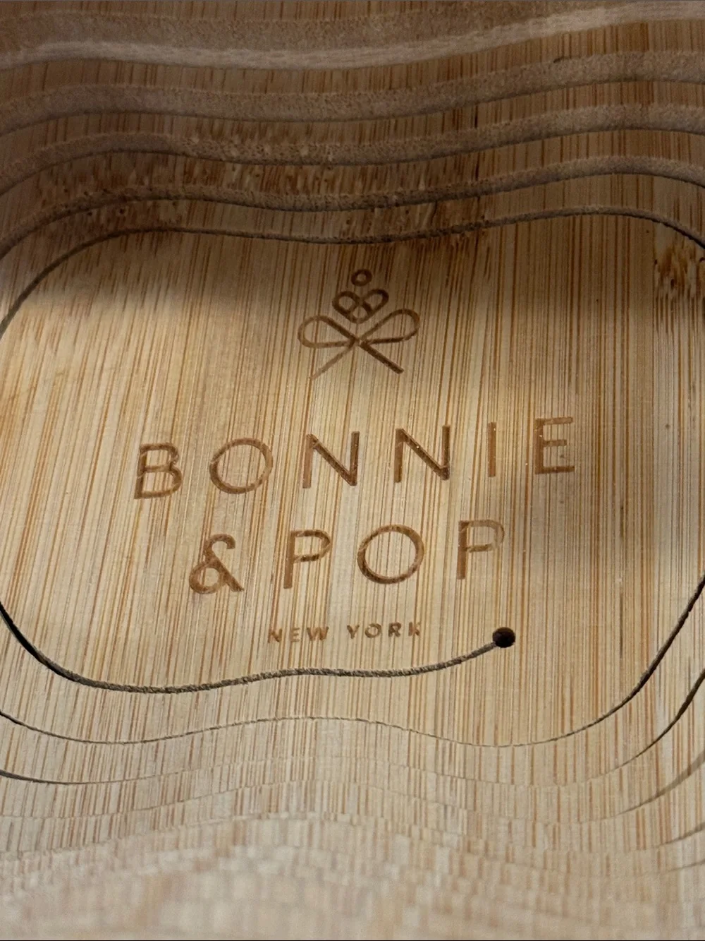 Apple-Shaped wood Decorative Basket in Light Brown